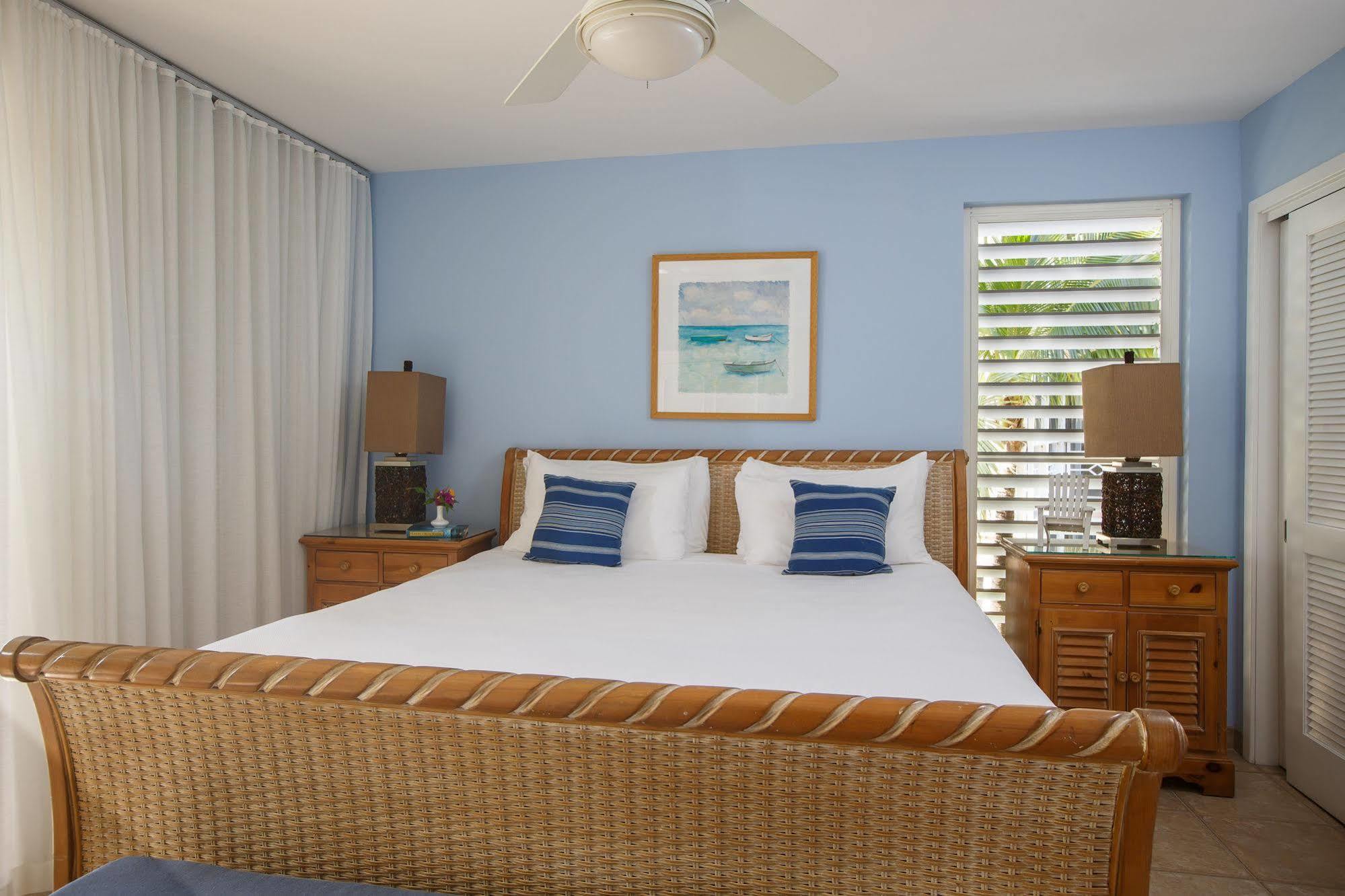 Ocean Club West Resort Grace Bay Eksteriør bilde